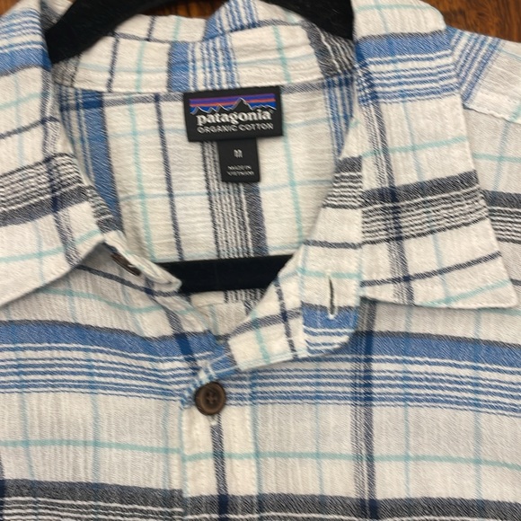 Patagonia Men’s Short Sleeve Button Shirt M - Picture 2 of 2